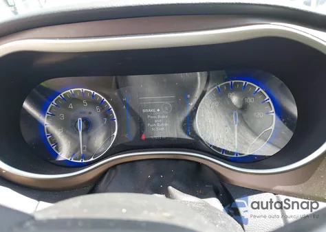 2017 Chrysler Pacifica Touring из США, поврежденный, VIN 2C4RC1DG7HR516711